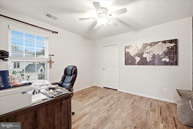 Building Photo - 10545 Turning Grass Way