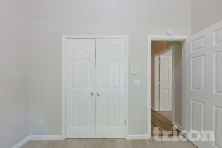 Building Photo - 6863 Timberhead Way