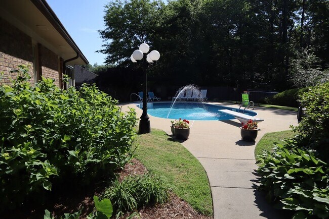 Building Photo - 7208 W Wynfield Loop