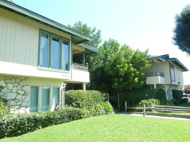 Building Photo - The Richland Apartments