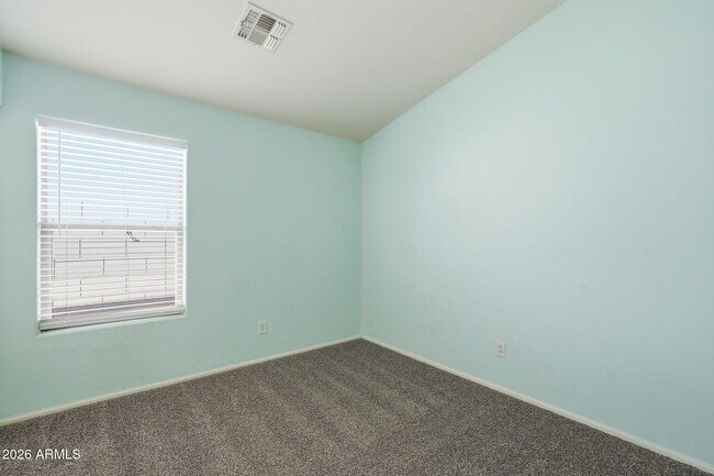 Building Photo - 40310 W Novak Ln