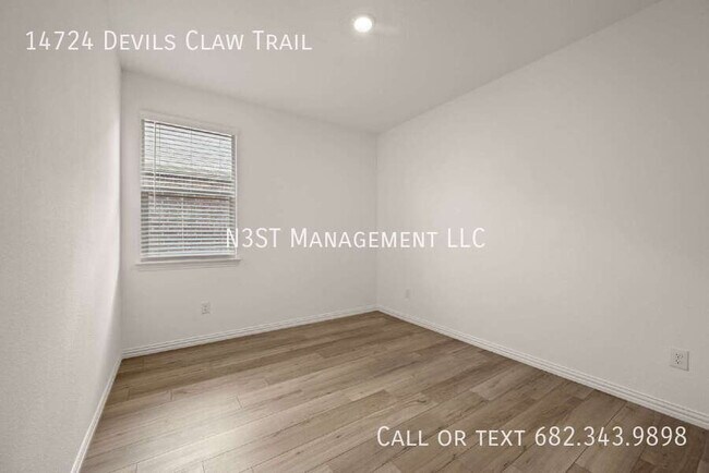 Building Photo - 14724 Devils Claw Trl