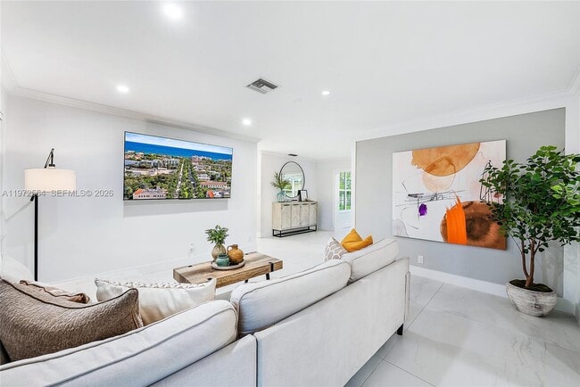 Building Photo - 4912 S Kay St