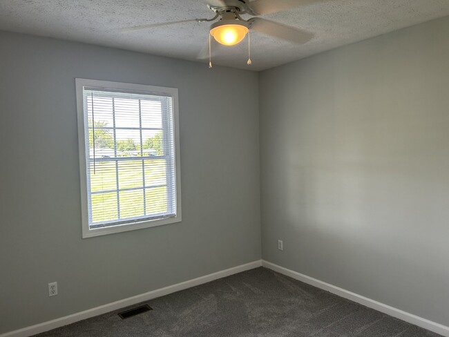 Building Photo - 3BD 2 BA HOME FOR RENT IN ALGOOD