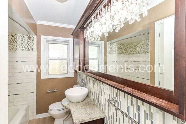 Building Photo - 4930 N Illinois St