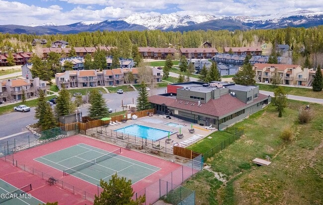 Building Photo - 76 Gcr Mile 22