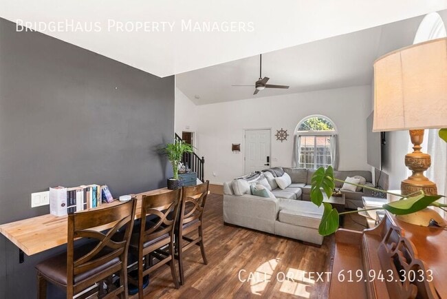 Building Photo - 832 Georgia St