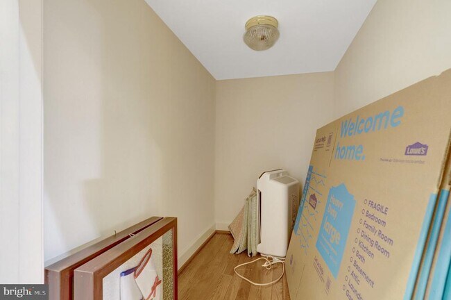 Building Photo - 4694 Helen Winter Terrace