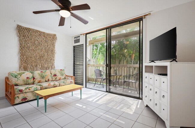 Building Photo - Furnished 1 Bedroom 1 Bath Condo w/Pool