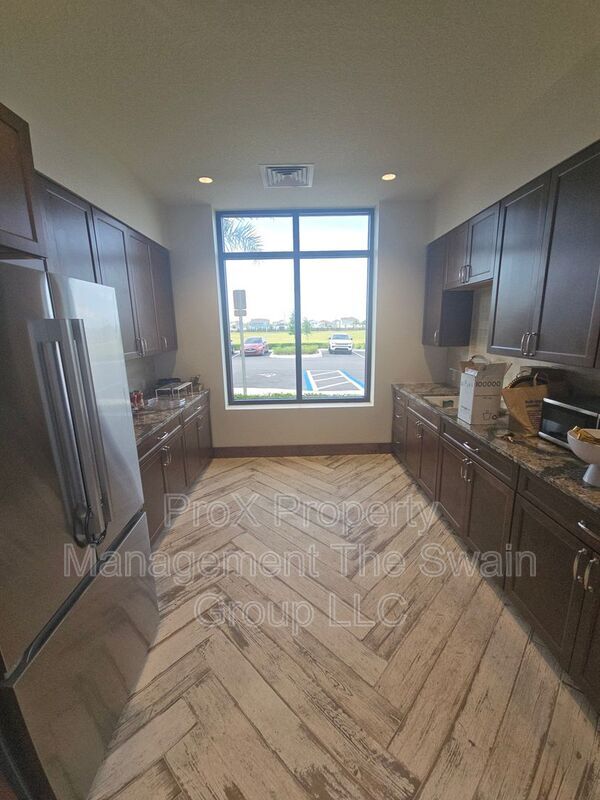 Building Photo - 948 Craftsman Rd