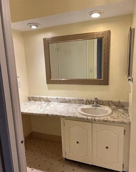 Bathroom - 103 Amberly Dr