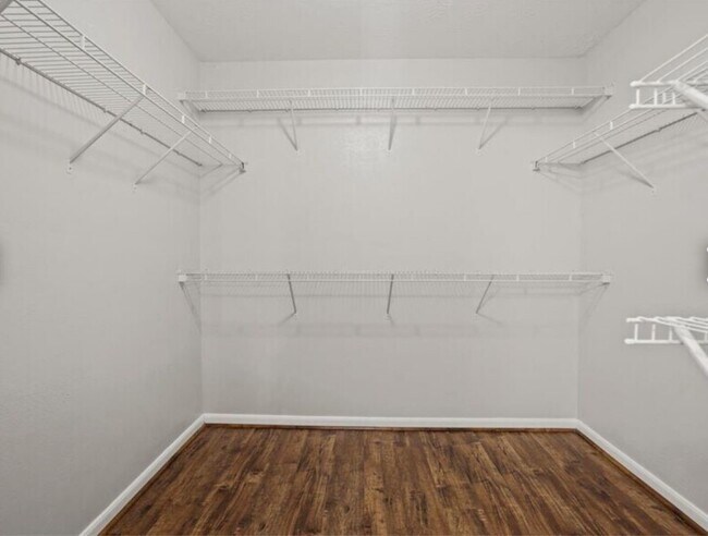 Building Photo - 7311 Kransburg Ranch Dr