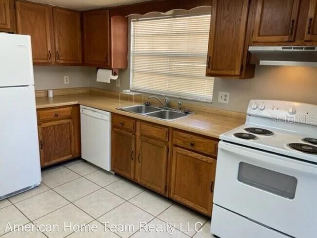Building Photo - 1311 Alfonzo Cir