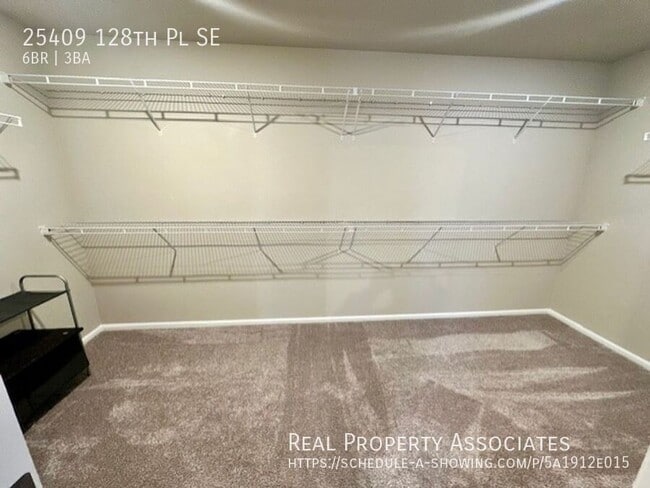 Building Photo - 25409 128th Pl SE