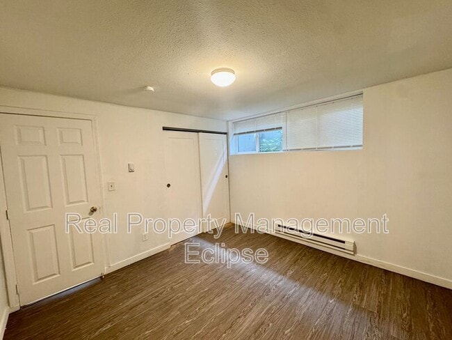Building Photo - 1701 Sturgus Ave S