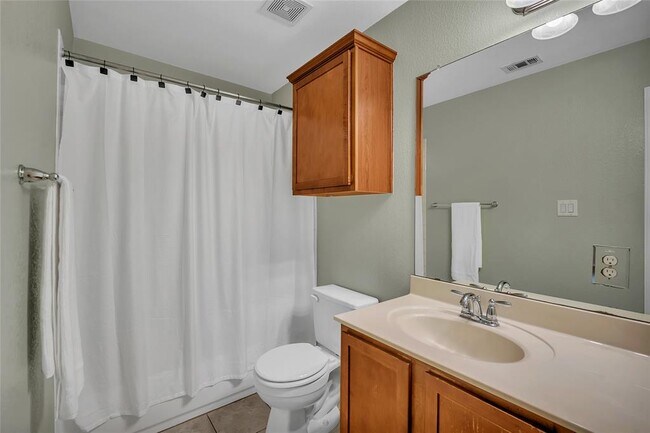 Building Photo - 8609 Rock Pigeon Dr