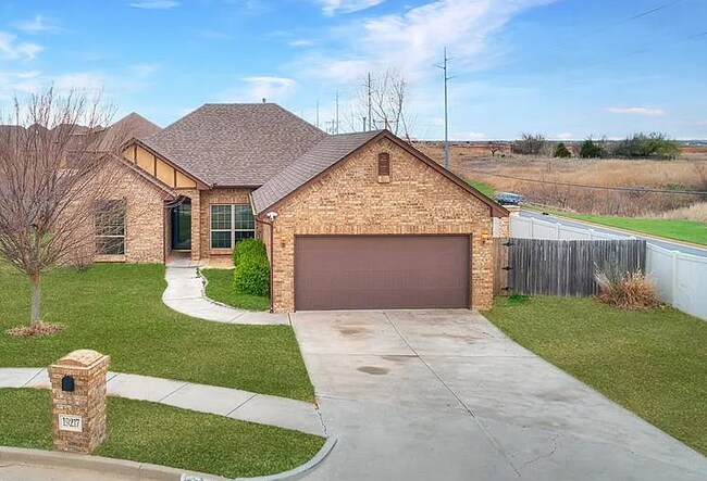 Primary Photo - 19217 Grassmere Way