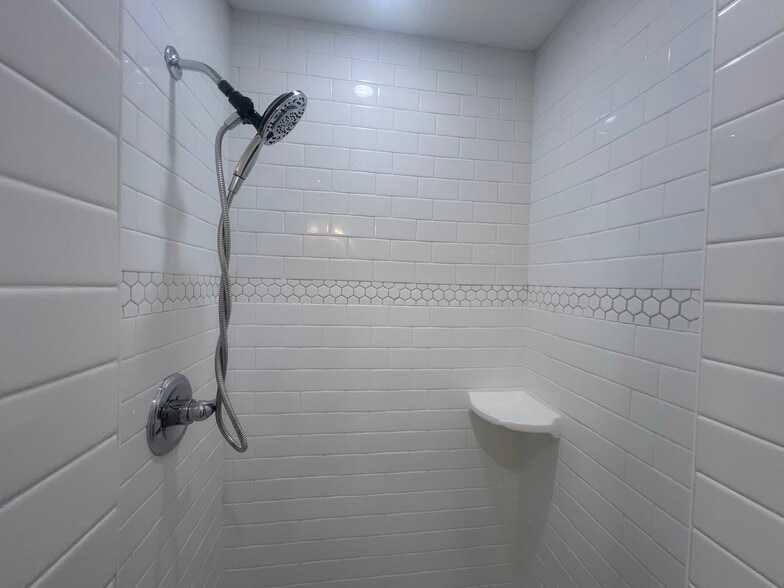 Building Photo - 4206 Leimert Blvd