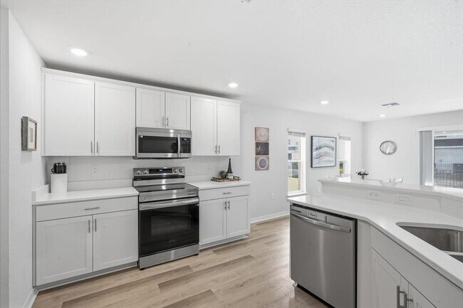 Building Photo - 2731 Idyll Lks Cir