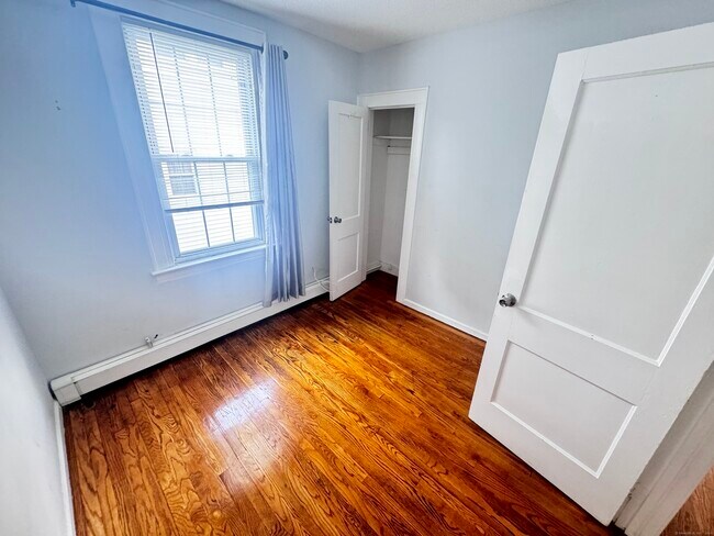 Building Photo - 26 Bradley Ave