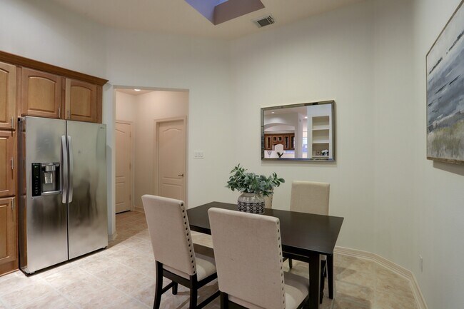 Building Photo - 12419 Acacia Arbor Ln