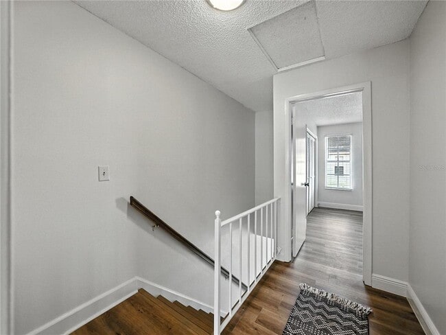 Building Photo - 1816 Mill Run Cir