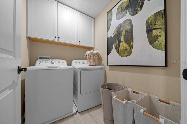 Building Photo - 3916 Southern Vis Lp