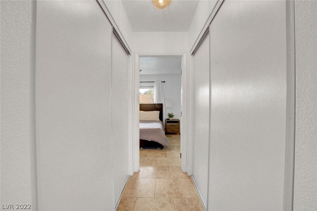 Hall closets to master - 3112 La Mesa Dr