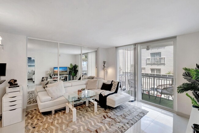 Building Photo - 401 Ocean Dr