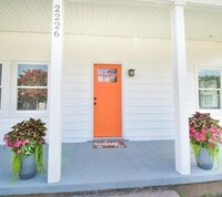 Building Photo - 2226