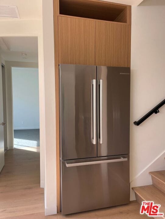 Building Photo - 1542 N Hoover St