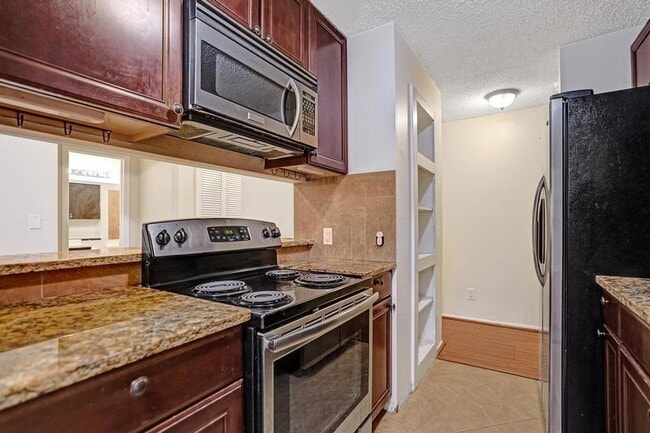 Building Photo - 2301 N Congress Ave