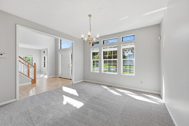 Building Photo - 6498 Ringsend Ct