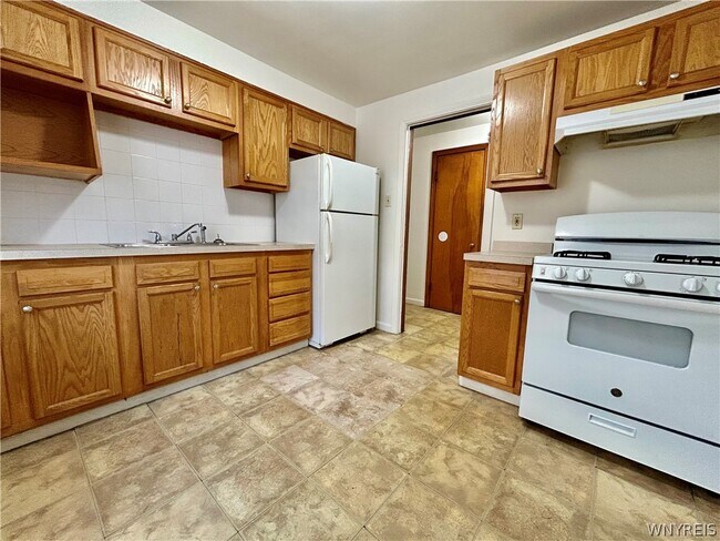 Building Photo - 52 McKinley Pkwy