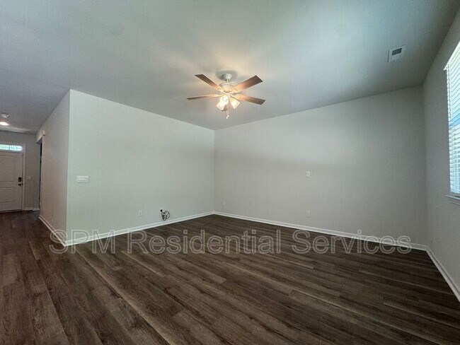 Building Photo - 336 Windy Wds Wy
