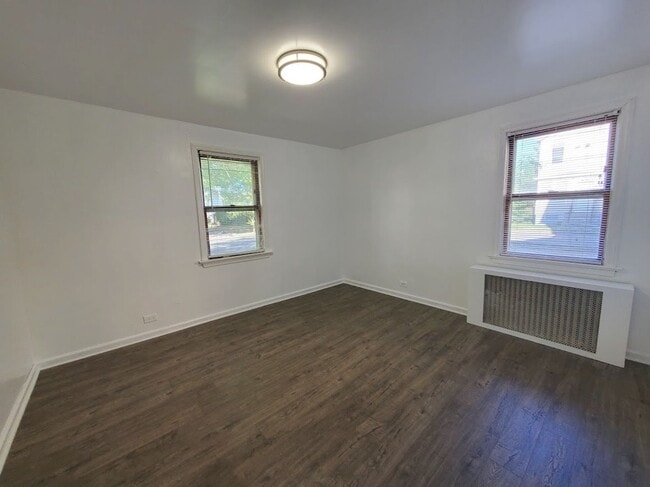 Building Photo - 116Guilden