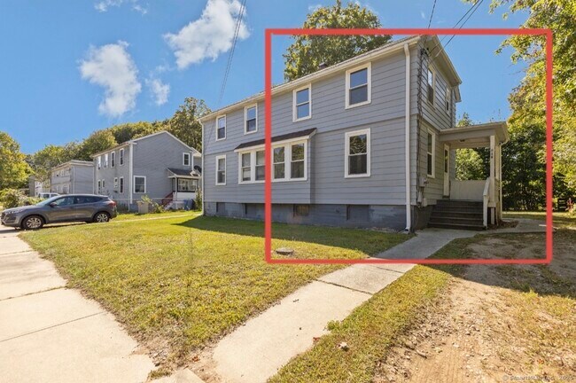 Primary Photo - 61 Boys Ave