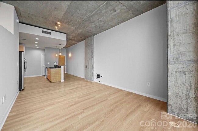 Building Photo - 210 N Church St