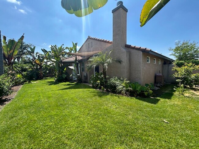 Building Photo - Beautiful 3 Bedroom 2 Bathroom in Farmersville!!