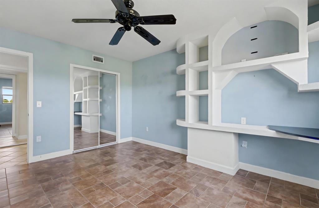 Building Photo - 701 NW 19th St