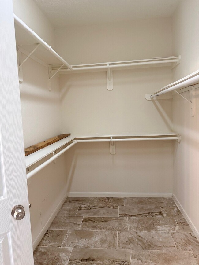 Building Photo - 14035 Mohave Way Dr