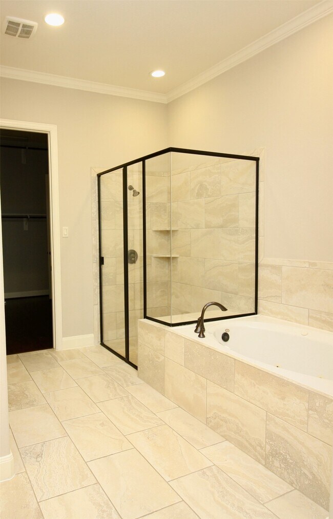 Building Photo - 4806 Blue Caspian Ct