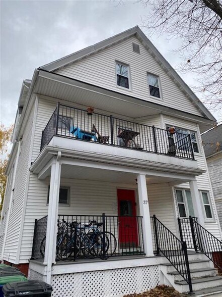 Building Photo - 37 Spencer Ave