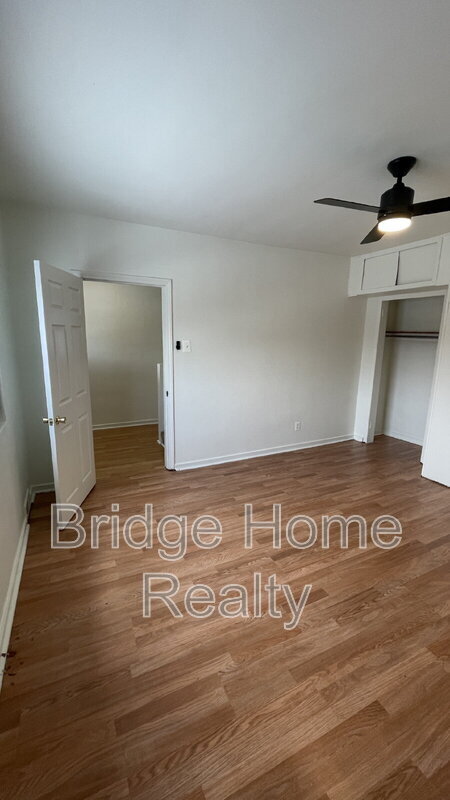 Building Photo - 319 N Balph Ave
