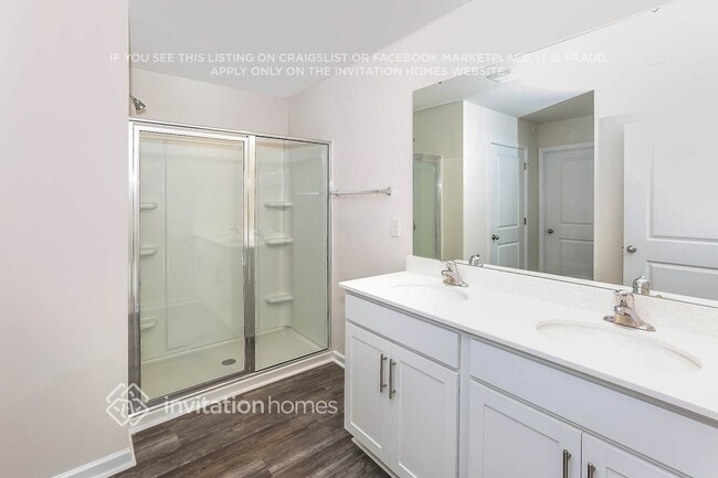 Building Photo - 118 Cassius Dr