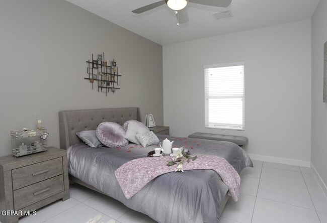 Building Photo - 5545 Buckley Dr