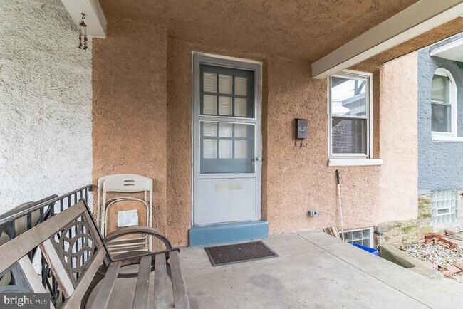 Building Photo - 3512 Vaux St