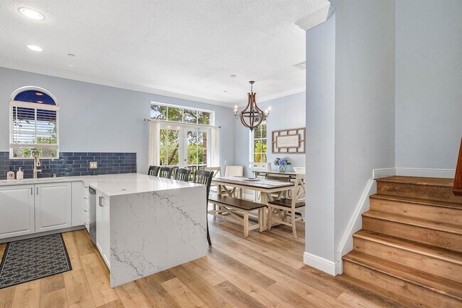 Building Photo - 3261 Estancia Wy