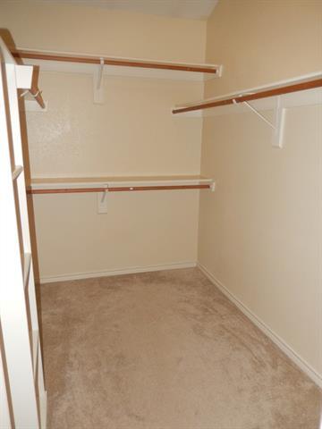 Building Photo - 2717 Creek Valley Dr