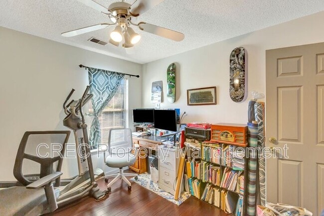 Building Photo - 1110 Oceanview Rd